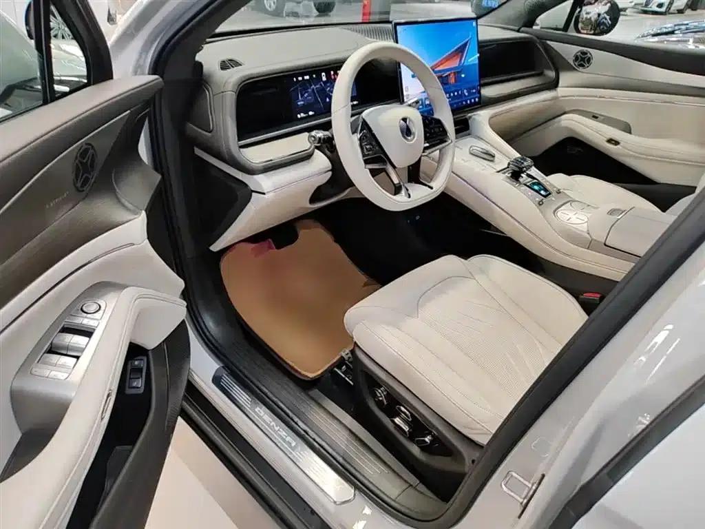 Denza N7 2025 702 Intelligent Driving Dual Laser Premium Edition — миниатюра 16