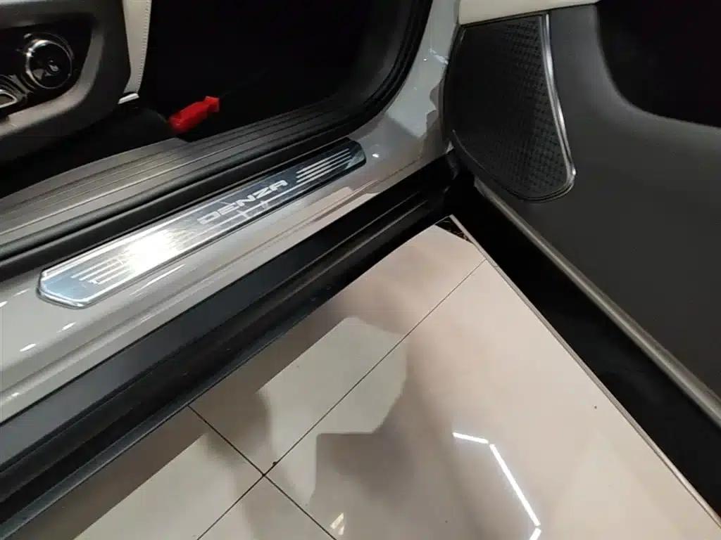 Denza N7 2025 702 Intelligent Driving Dual Laser Premium Edition — миниатюра 22