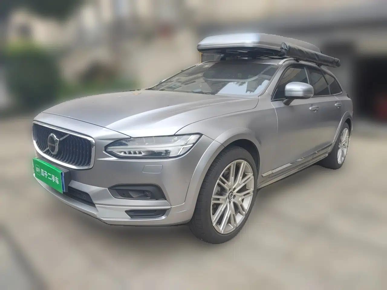 Volvo V90 2021 Cross Country B5 AWD Prestige Edition — миниатюра 1