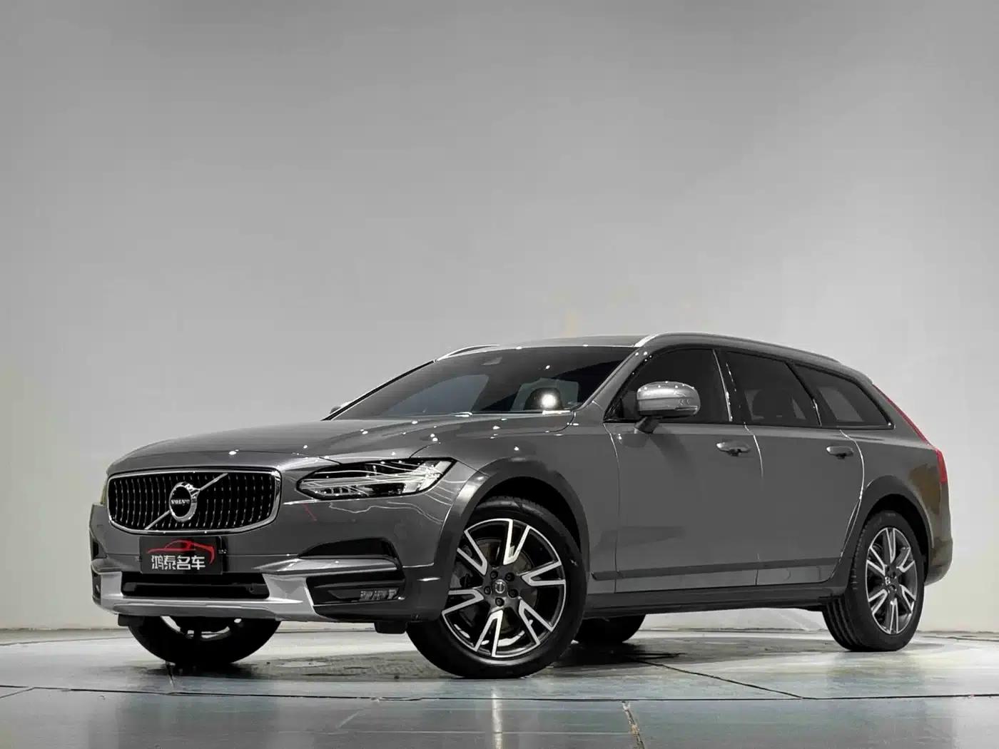 2020 Volvo V90 Cross Country T5 AWD Smart Edition — миниатюра 1