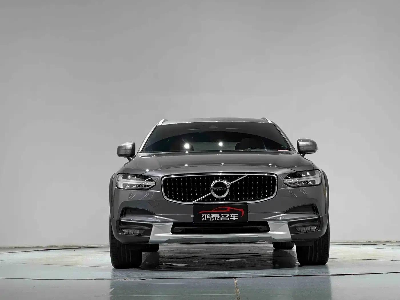 2020 Volvo V90 Cross Country T5 AWD Smart Edition — миниатюра 3