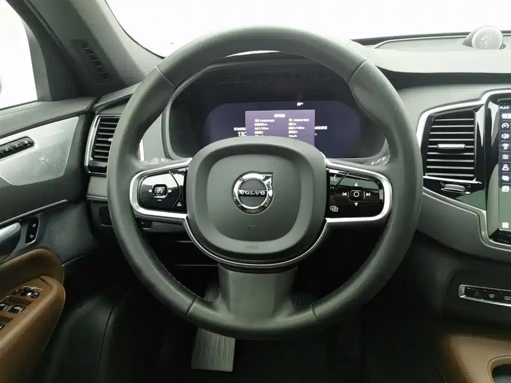 2023 Volvo XC90 Plug-in Hybrid T8 Recharge Luxury 7-Seater — миниатюра 11