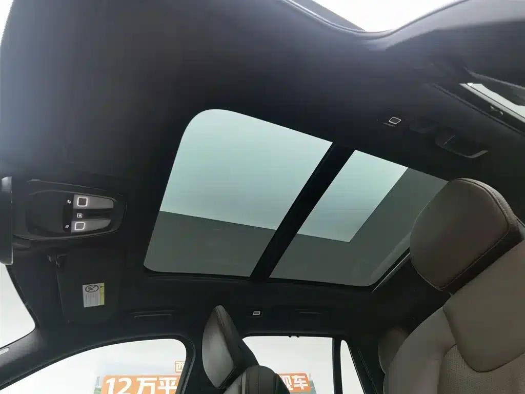 2023 Volvo XC90 Plug-in Hybrid T8 Recharge Luxury 7-Seater — миниатюра 14