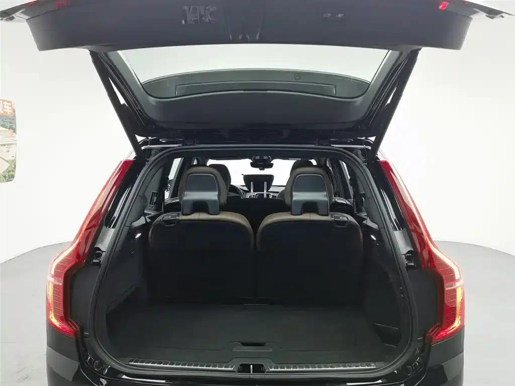 2023 Volvo XC90 Plug-in Hybrid T8 Recharge Luxury 7-Seater — миниатюра 16