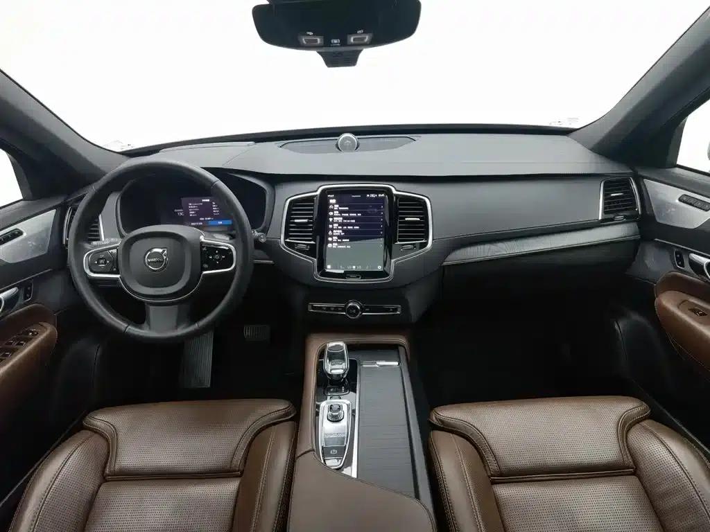 2023 Volvo XC90 Plug-in Hybrid T8 Recharge Luxury 7-Seater — миниатюра 5