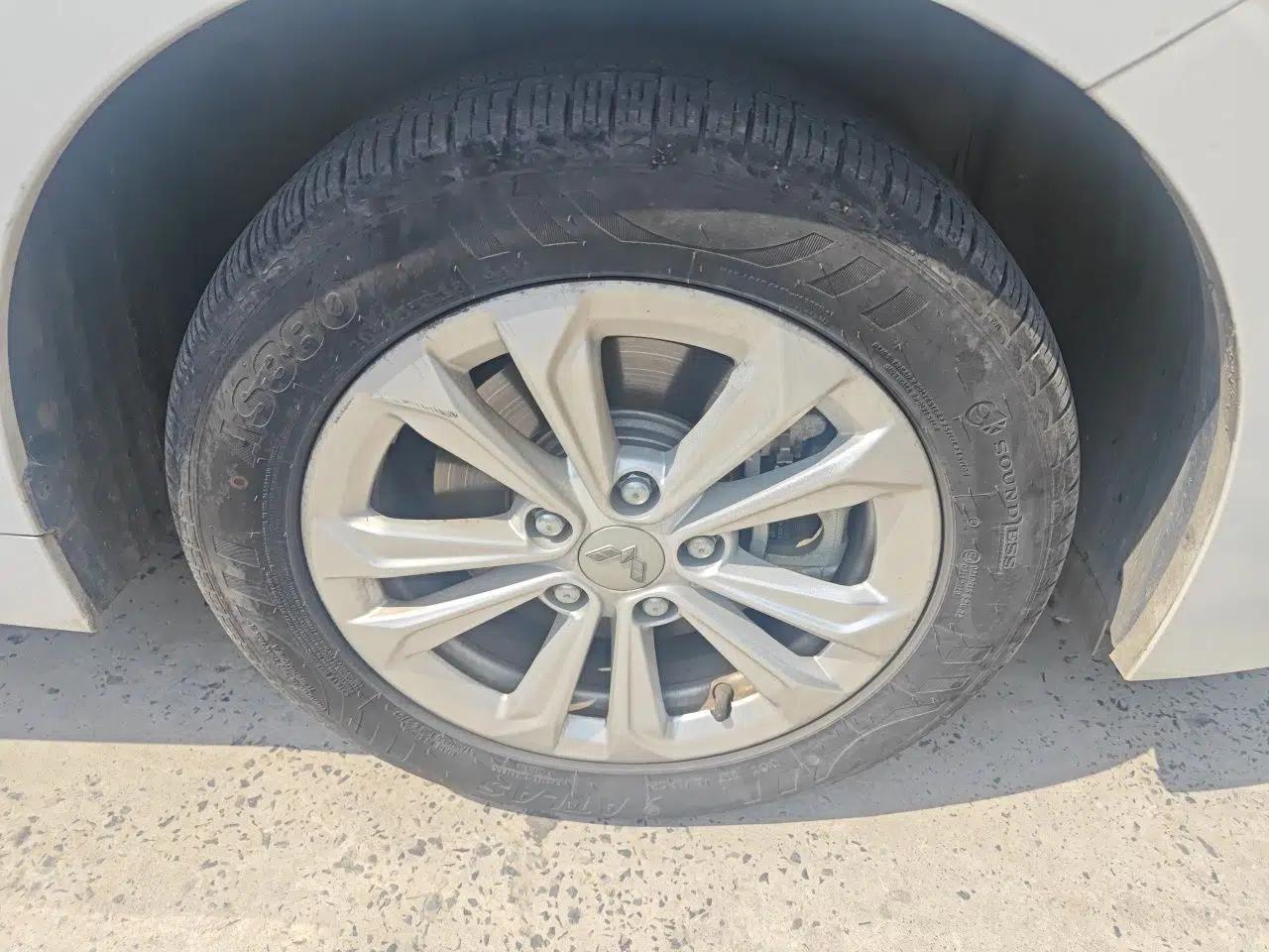 Wuling Jiachen 2022 1.5T CVT Smart Luxury Version — миниатюра 8
