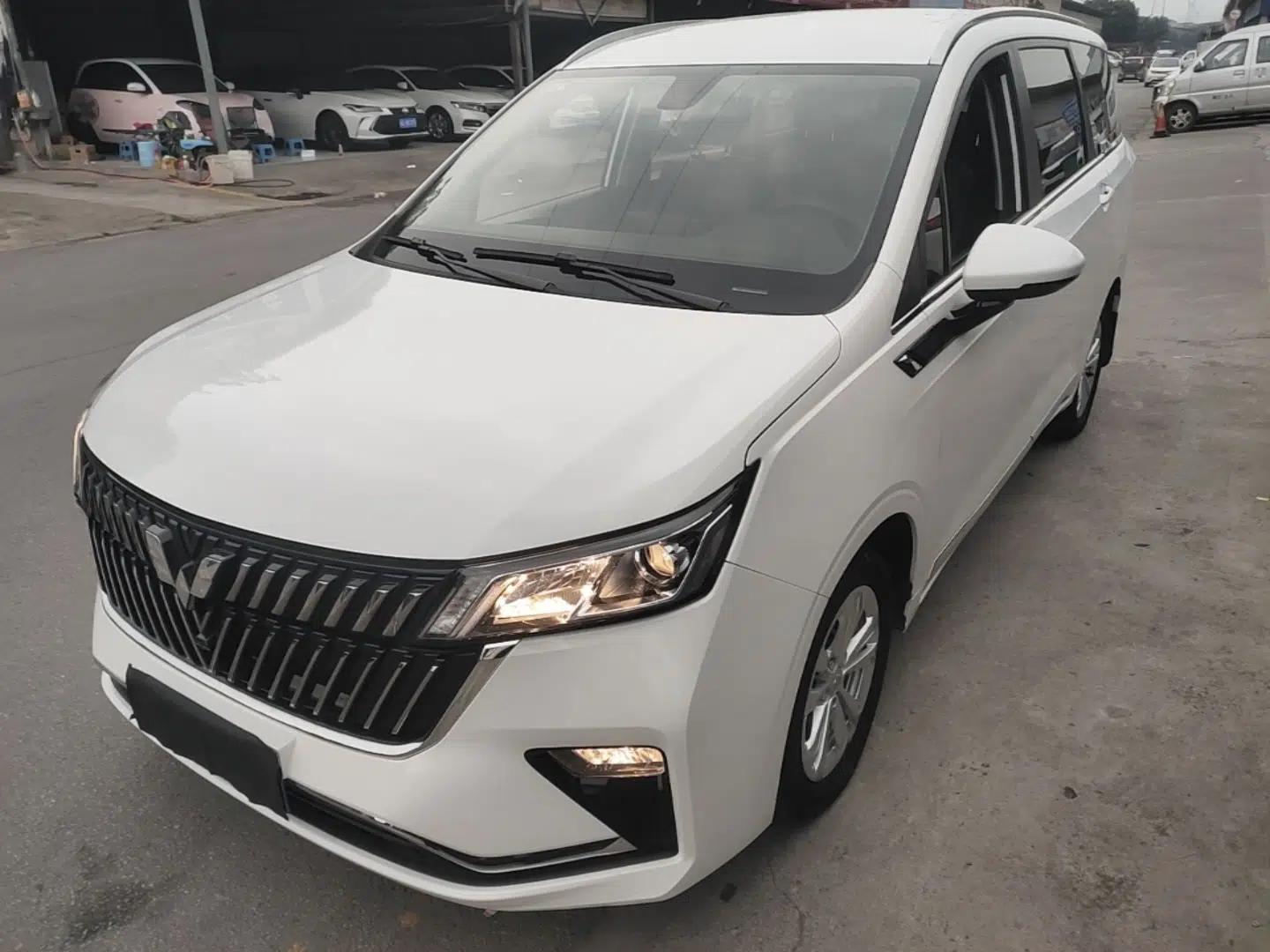 Wuling Jiachen 2022 1.5T CVT Smart Luxury Version — миниатюра 1