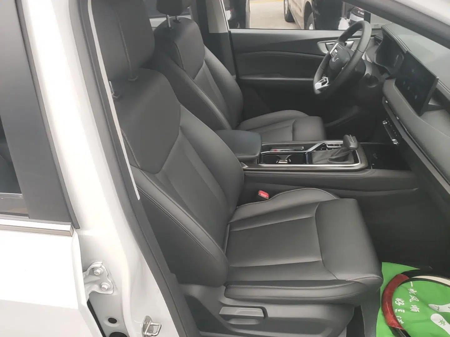 Wuling Jiachen 2022 1.5T CVT Smart Luxury Version — миниатюра 23