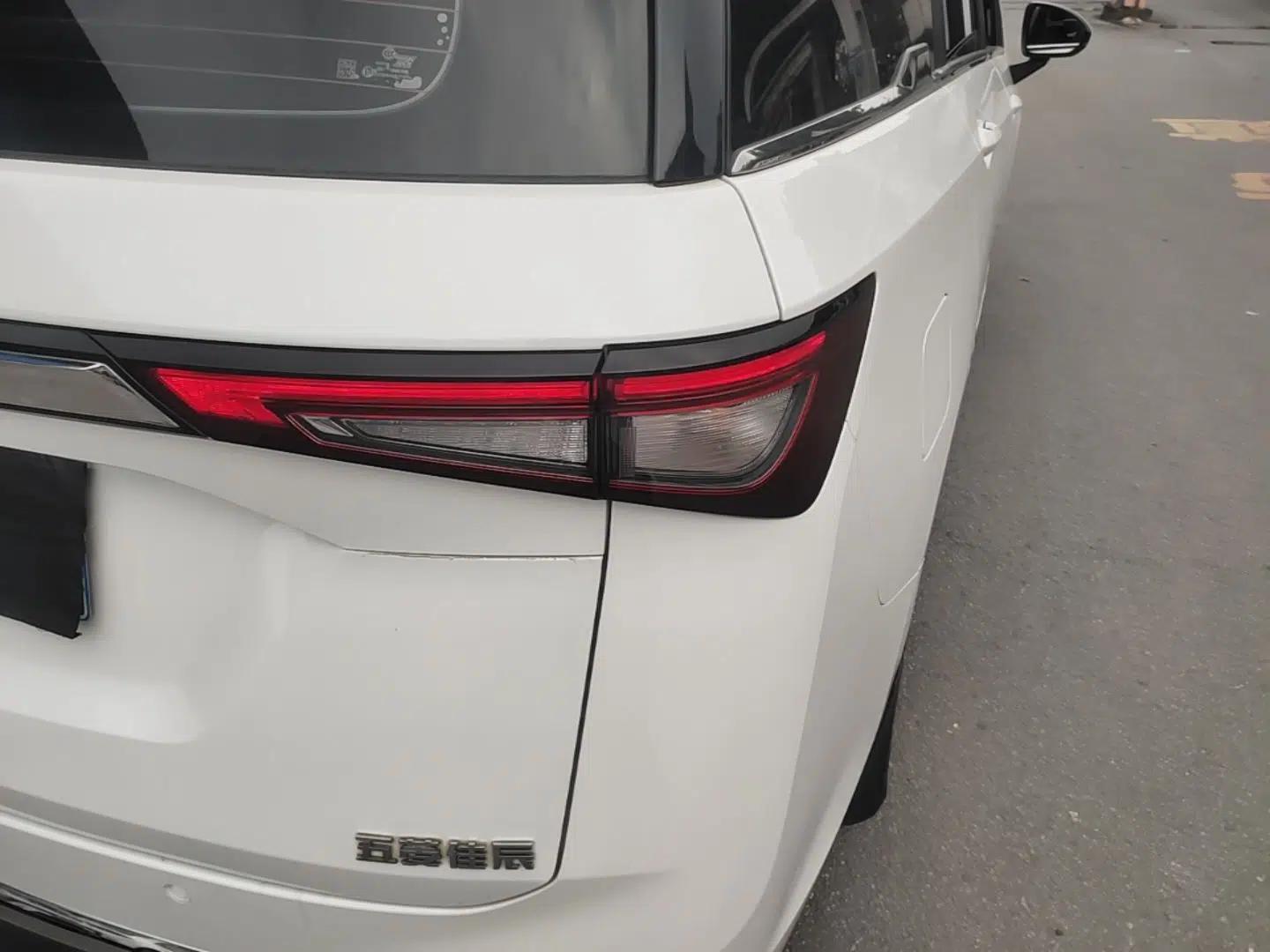 Wuling Jiachen 2022 1.5T CVT Smart Luxury Version — миниатюра 7