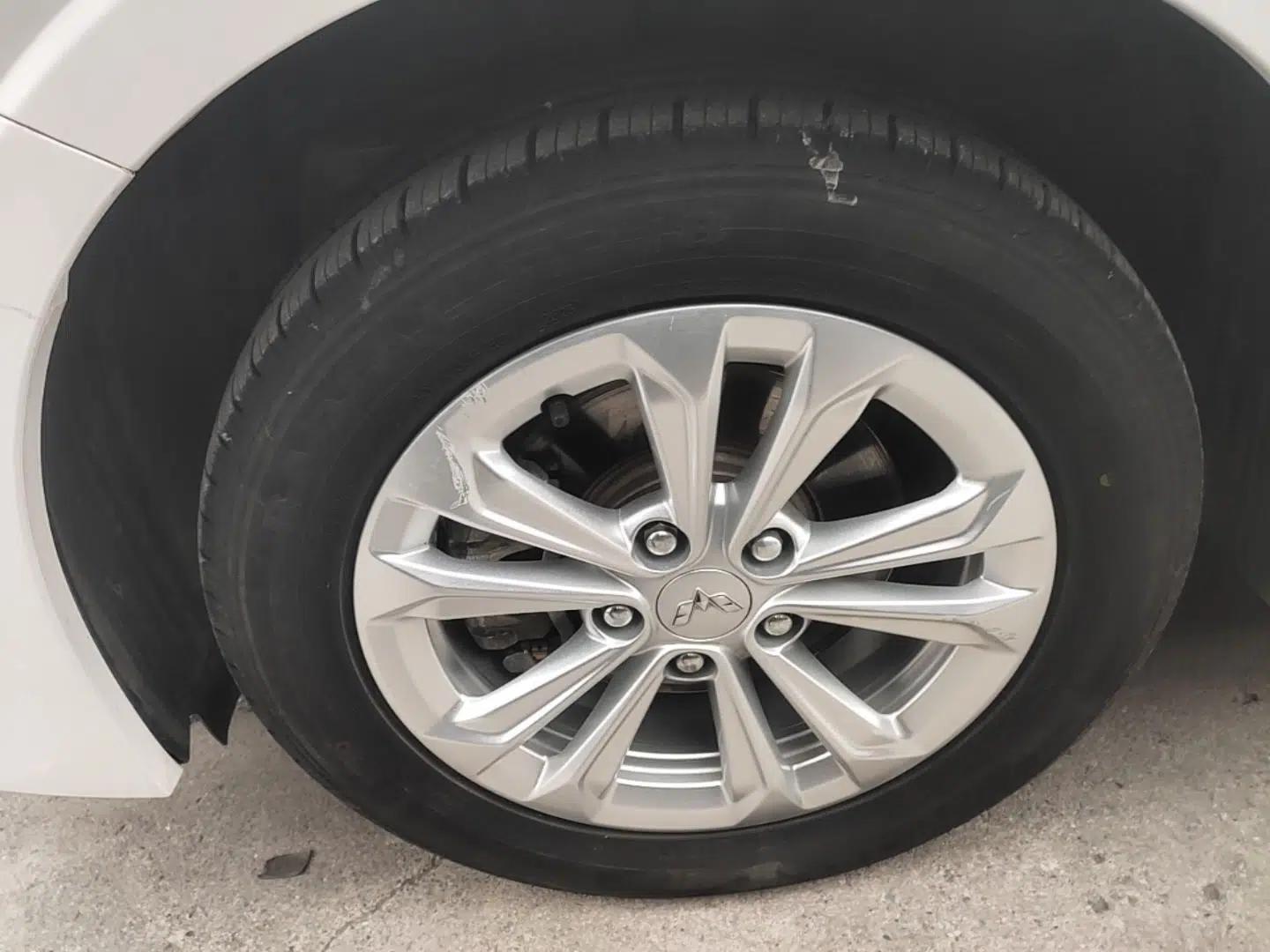 Wuling Jiachen 2022 1.5T CVT Smart Luxury Version — миниатюра 8