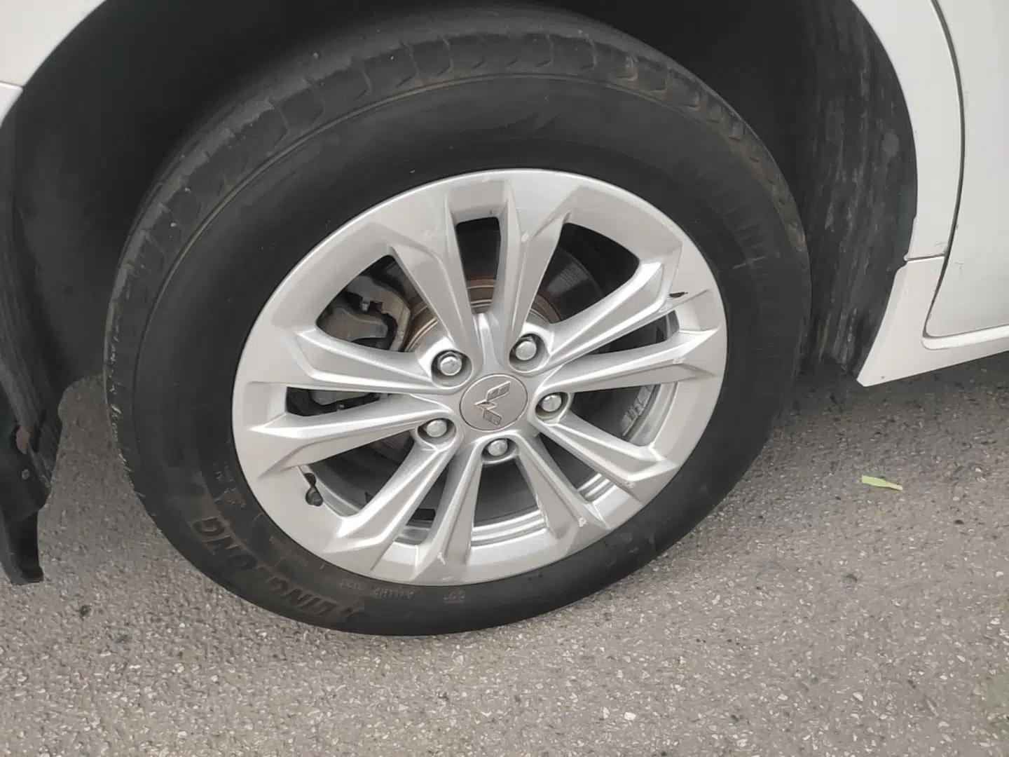 Wuling Jiachen 2022 1.5T CVT Smart Luxury Version — миниатюра 10