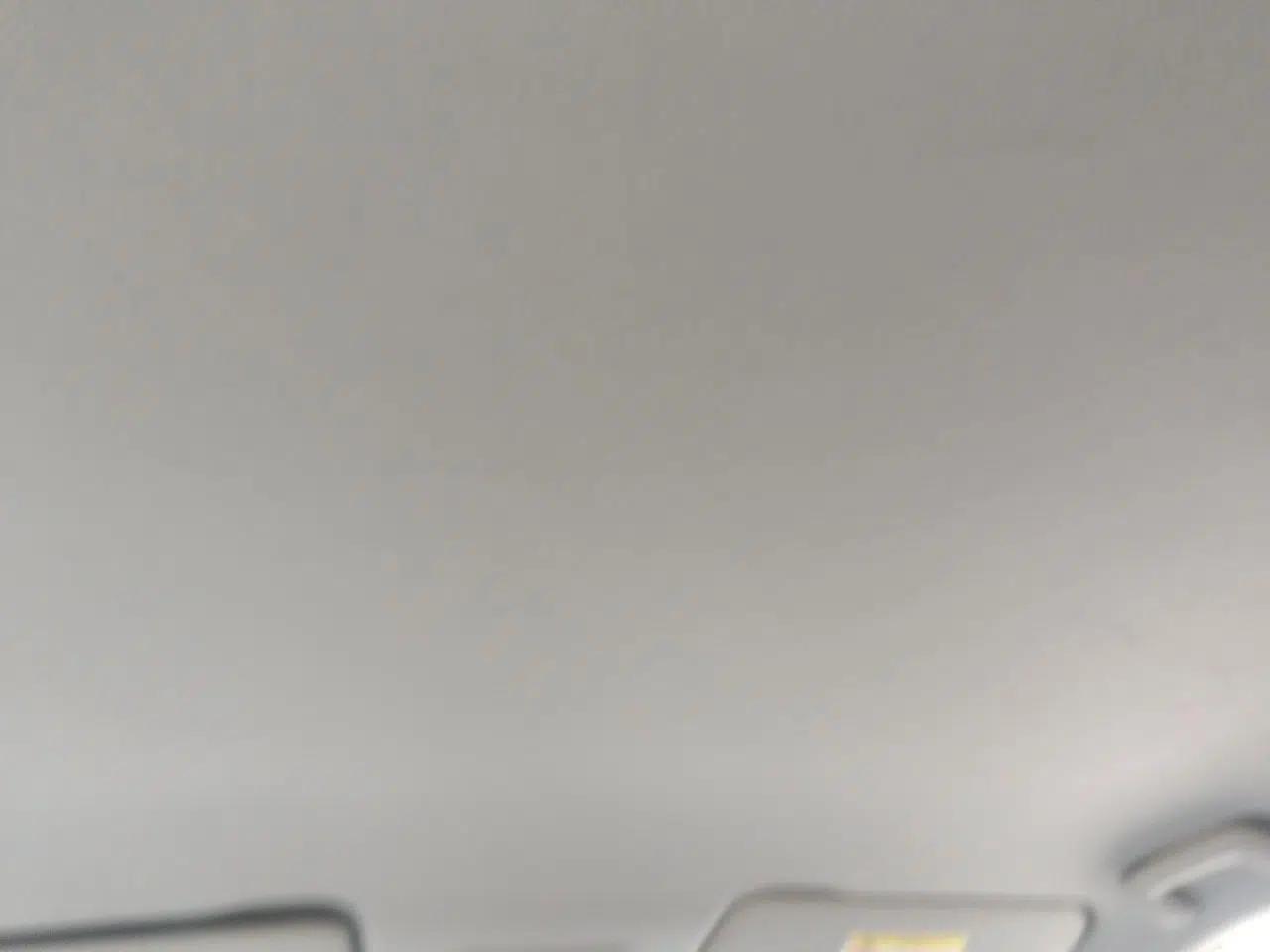 Wuling Jiachen 2022 1.5L Manual Comfort Edition — миниатюра 19