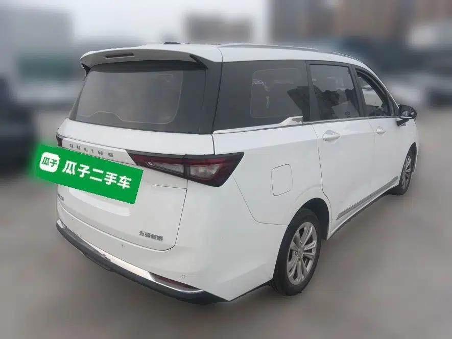 Wuling Jiachen 2022 1.5L Manual Comfort Edition — миниатюра 6