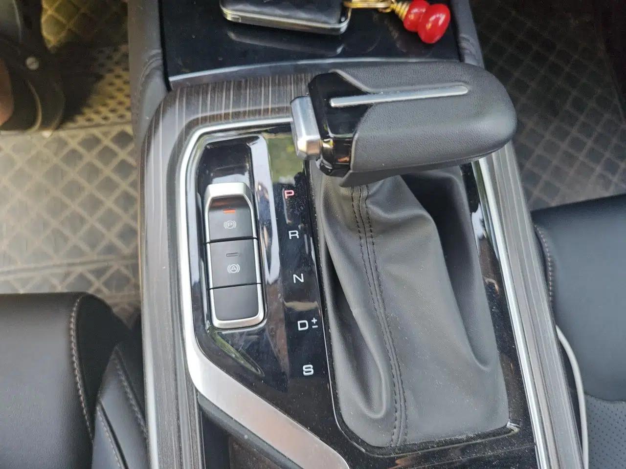 Wuling Jiachen 2022 1.5T CVT Smart Luxury Version — миниатюра 15