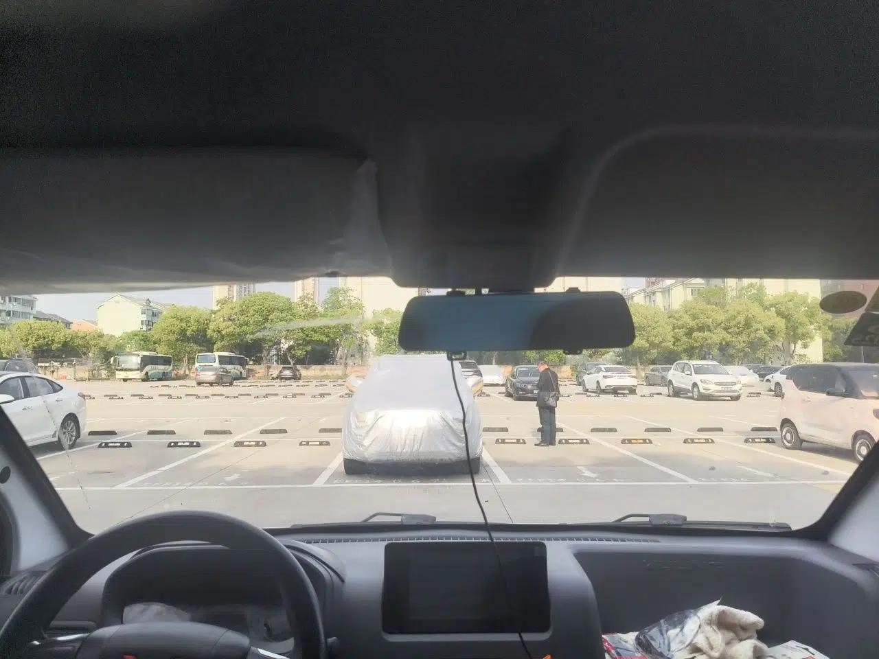 Wuling Yangguang 2024 300km Comfort Version with Sealed Windows 60kW — миниатюра 19