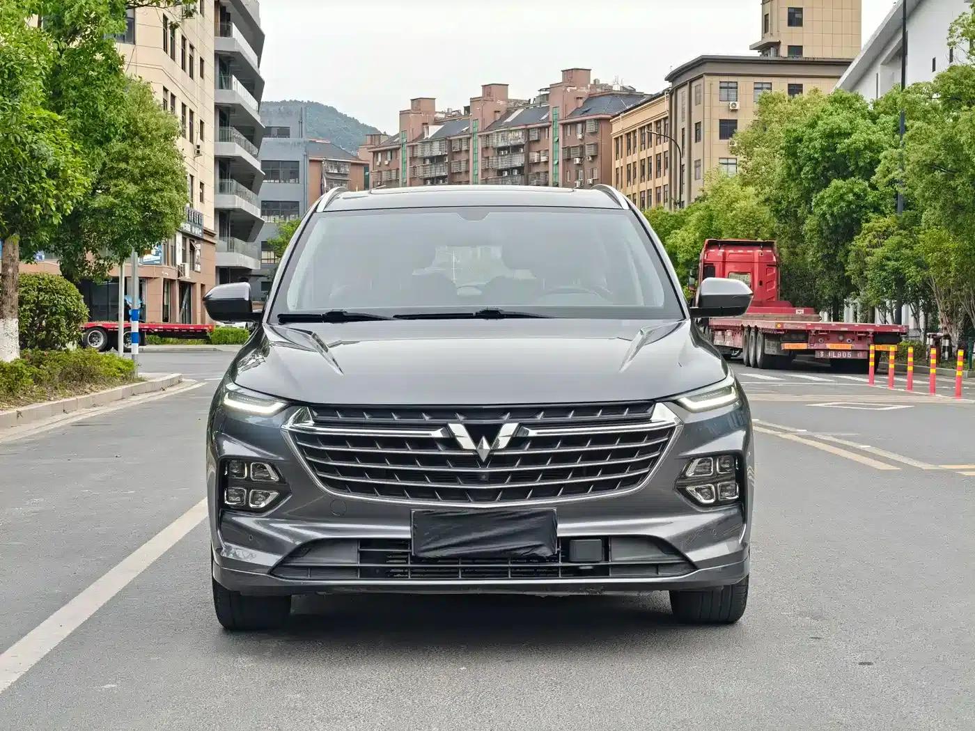 Wuling Capgemini 2020 1.5T CVT Flagship Edition — миниатюра 2