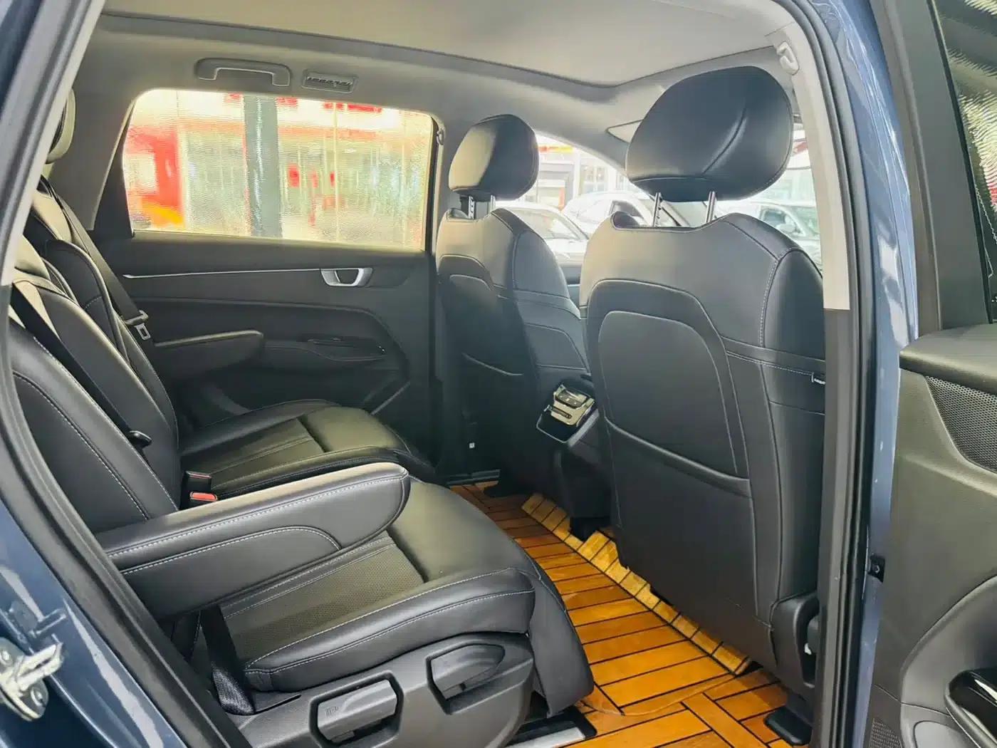 Wuling Capgemini 2022 280T 1.5T CVT Flagship Edition — миниатюра 12