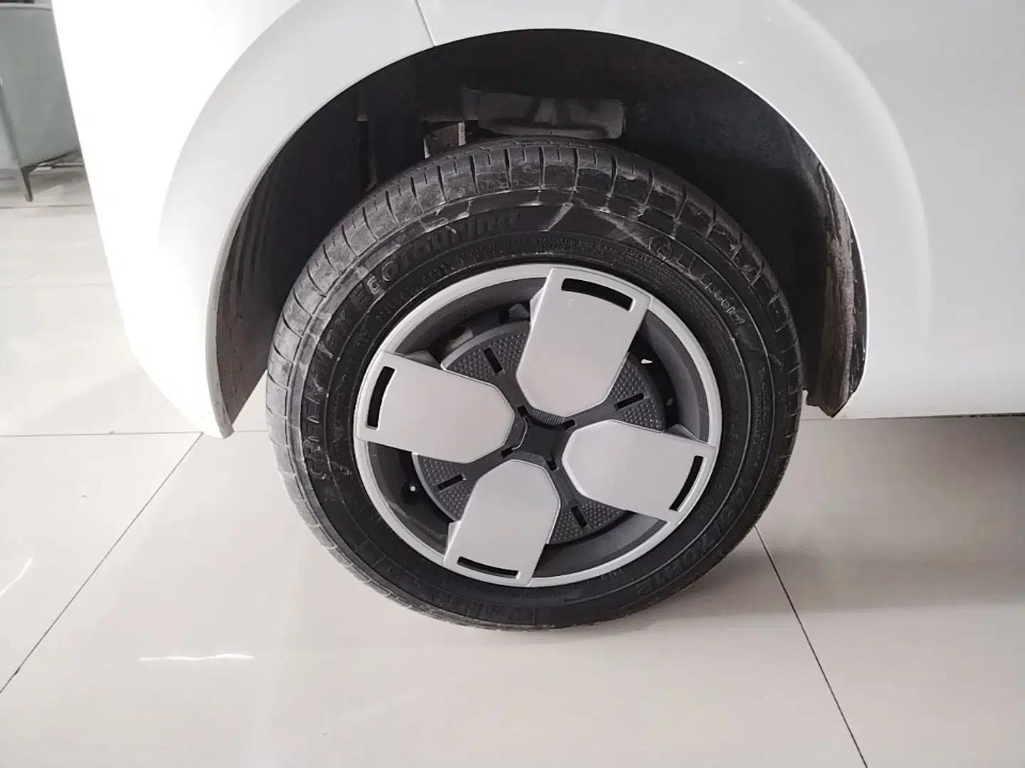 Wuling Air ev 2023 - Four Seats - Advanced Edition — миниатюра 10
