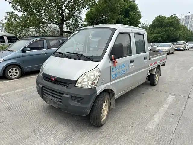 Wuling Rongguang Mini Truck 2012 1.5L Double Cab Basic Model L3C