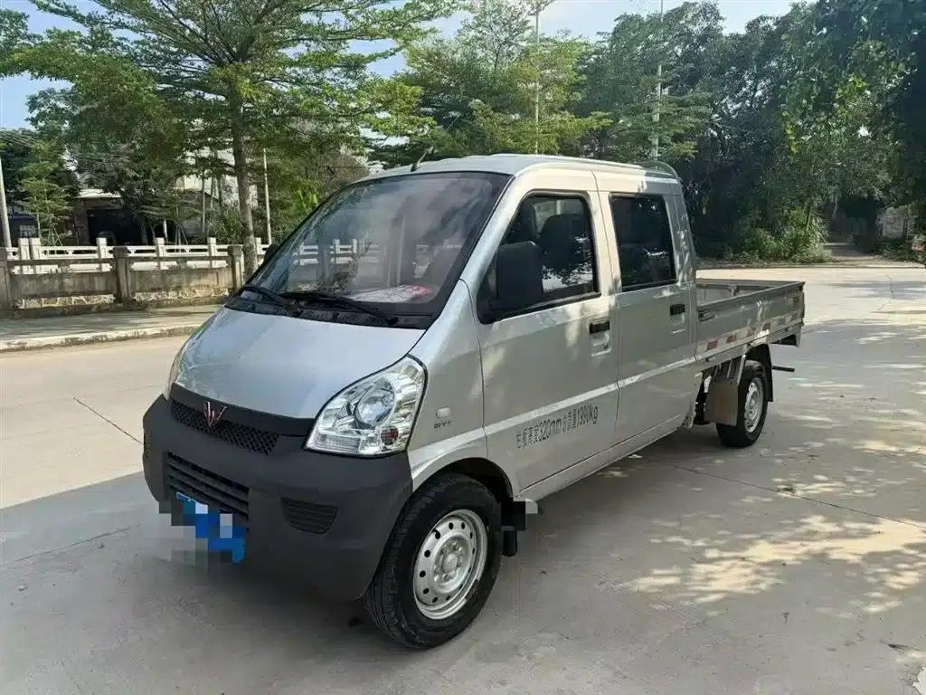 Wuling Rongguang Mini Truck 2019 1.5L Basic Double Cab National VI L3C — миниатюра 1