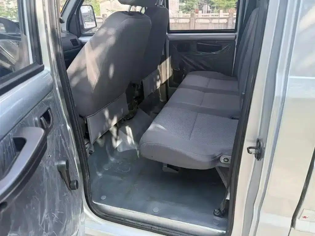 Wuling Rongguang Mini Truck 2019 1.5L Basic Double Cab National VI L3C — миниатюра 8
