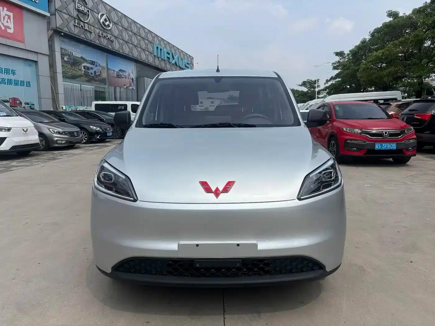 Wuling Hongguang New Energy 2024 Pure Electric Version 300KM Standard Edition — миниатюра 2