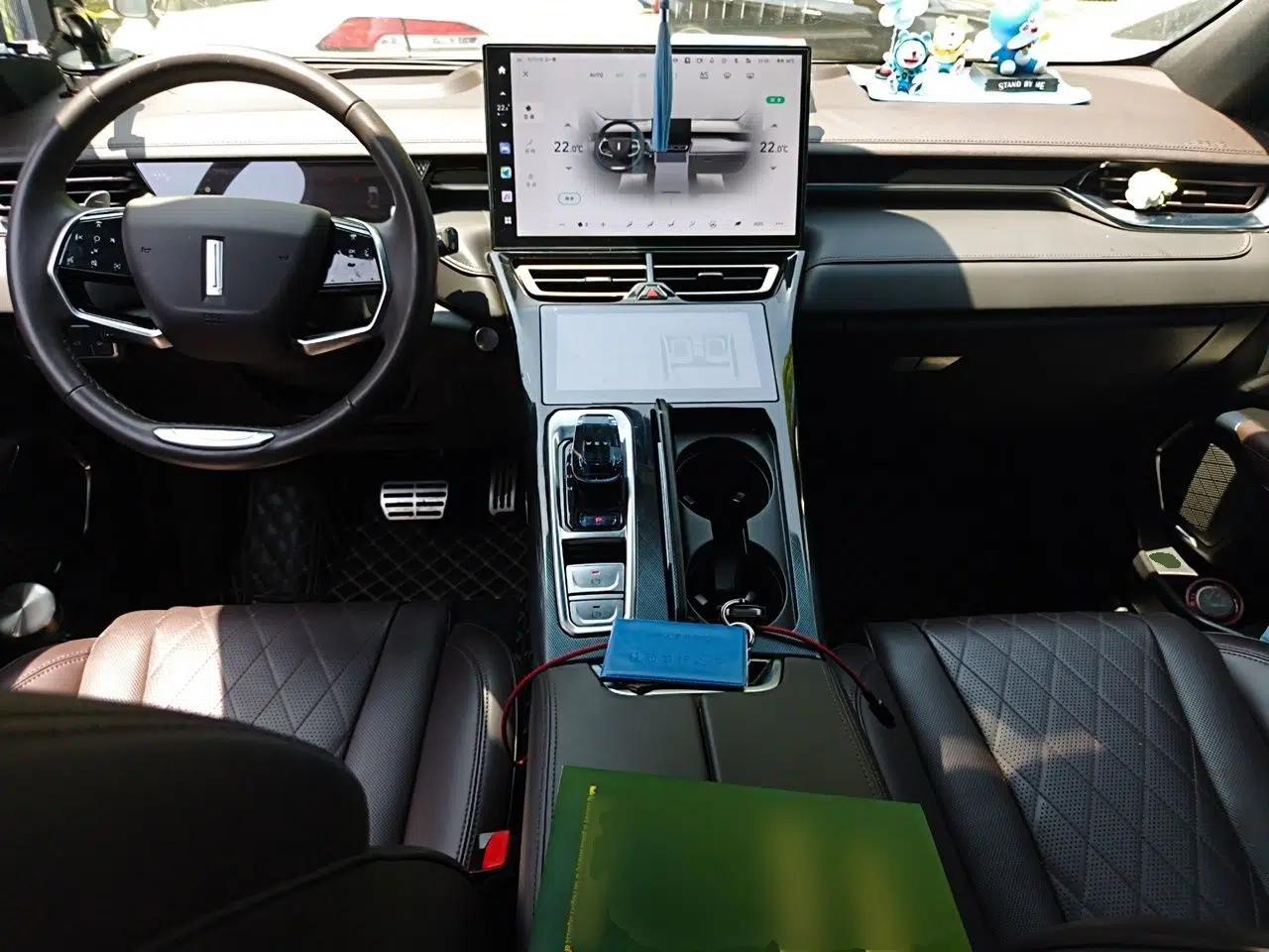 Wey Mocha 2021 2.0T Two-Wheel-Drive Premium Edition — миниатюра 10