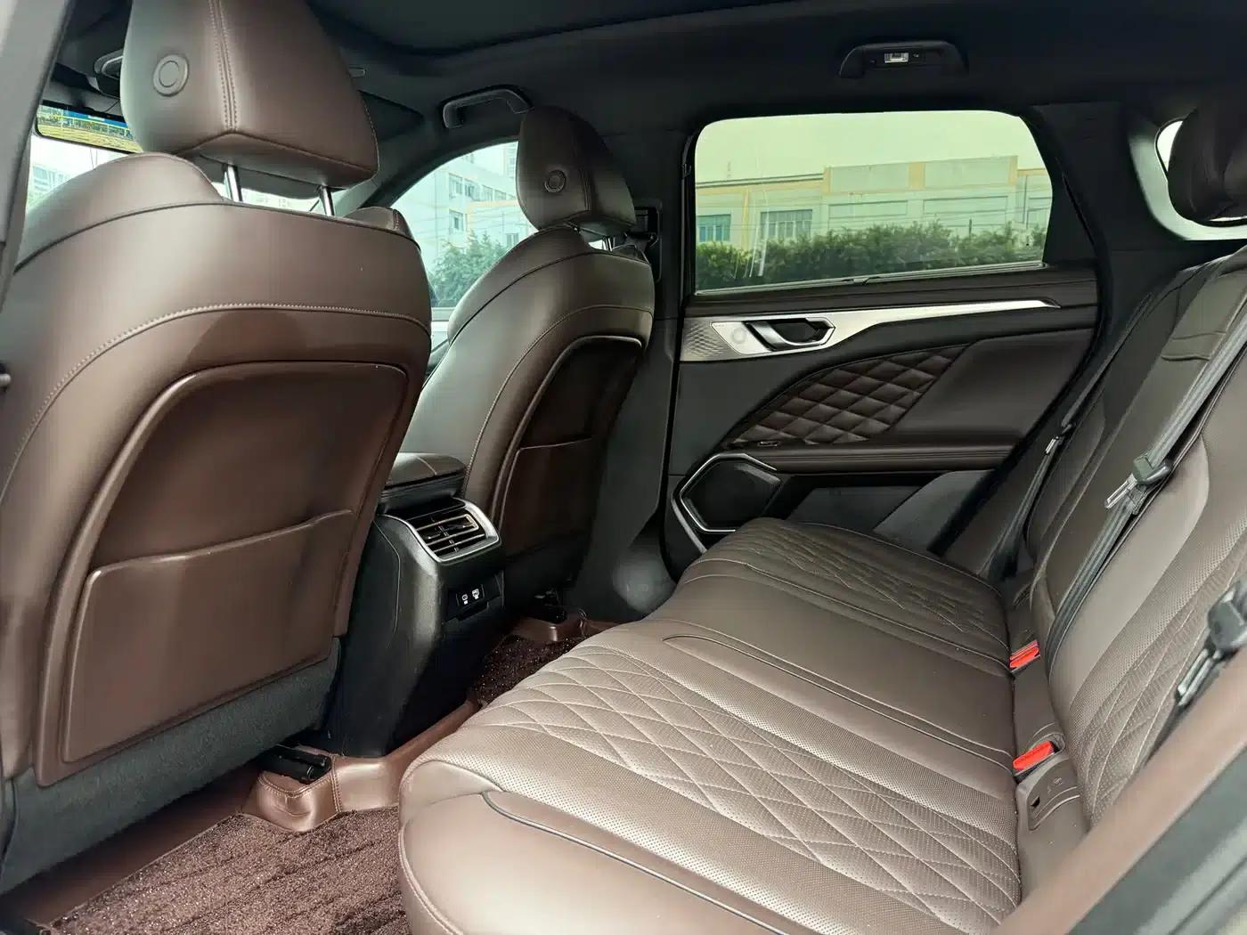 Wey brand Mocha 2021 2.0T 4WD Special Edition — миниатюра 5