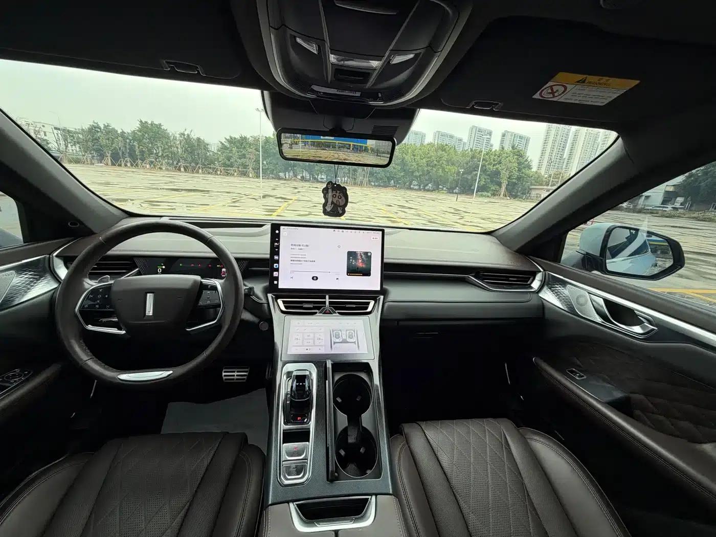 Wey brand Mocha 2021 2.0T 4WD Special Edition — миниатюра 6