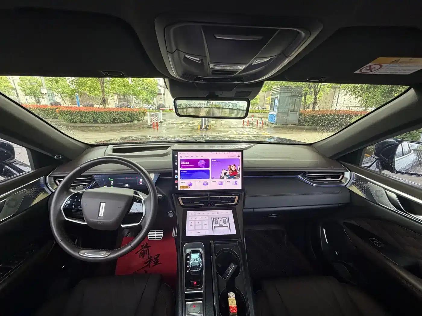 Wey brand Mocha 2021 2.0T 2WD Special Edition — миниатюра 7