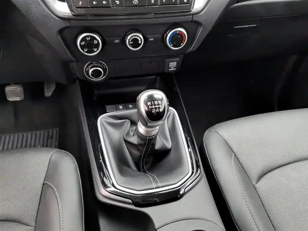D-MAX 2021 1.9T Manual 4WD Diesel Global Sport RZ4E — миниатюра 13