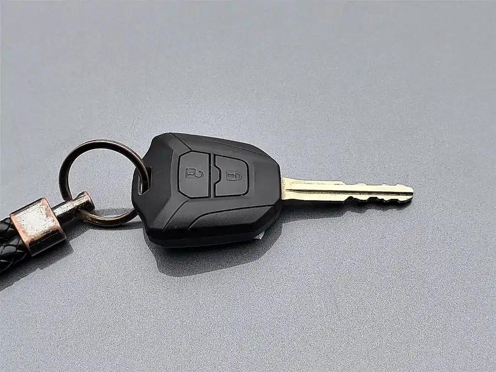 D-MAX 2021 1.9T Manual 4WD Diesel Global Sport RZ4E — миниатюра 19