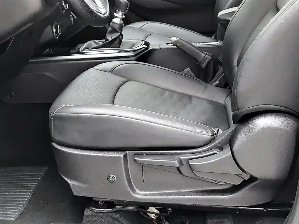 D-MAX 2021 1.9T Manual 4WD Diesel Global Sport RZ4E — миниатюра 20