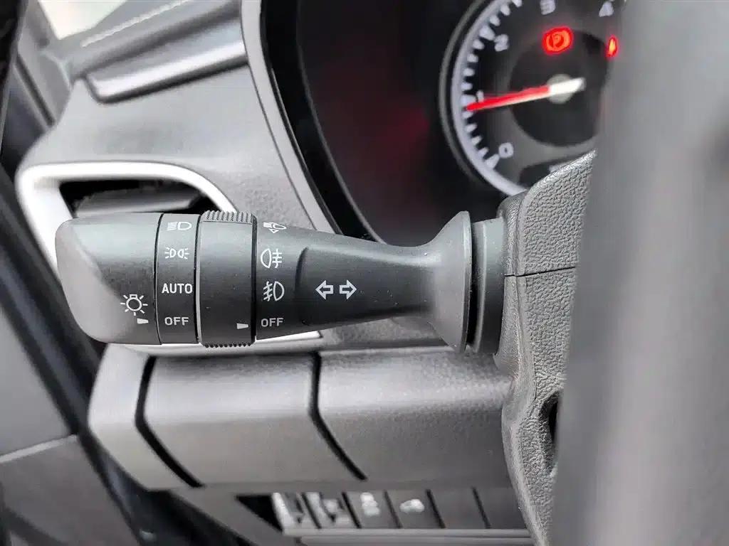 D-MAX 2021 1.9T Manual 4WD Diesel Global Sport RZ4E — миниатюра 21