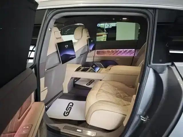 NIO ET9 2025 102kWh Signature Edition — миниатюра 6