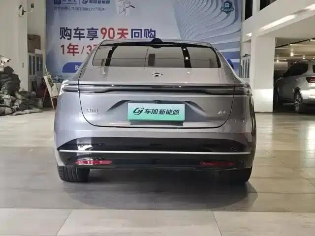 NIO ET9 2025 102kWh Signature Edition — миниатюра 8