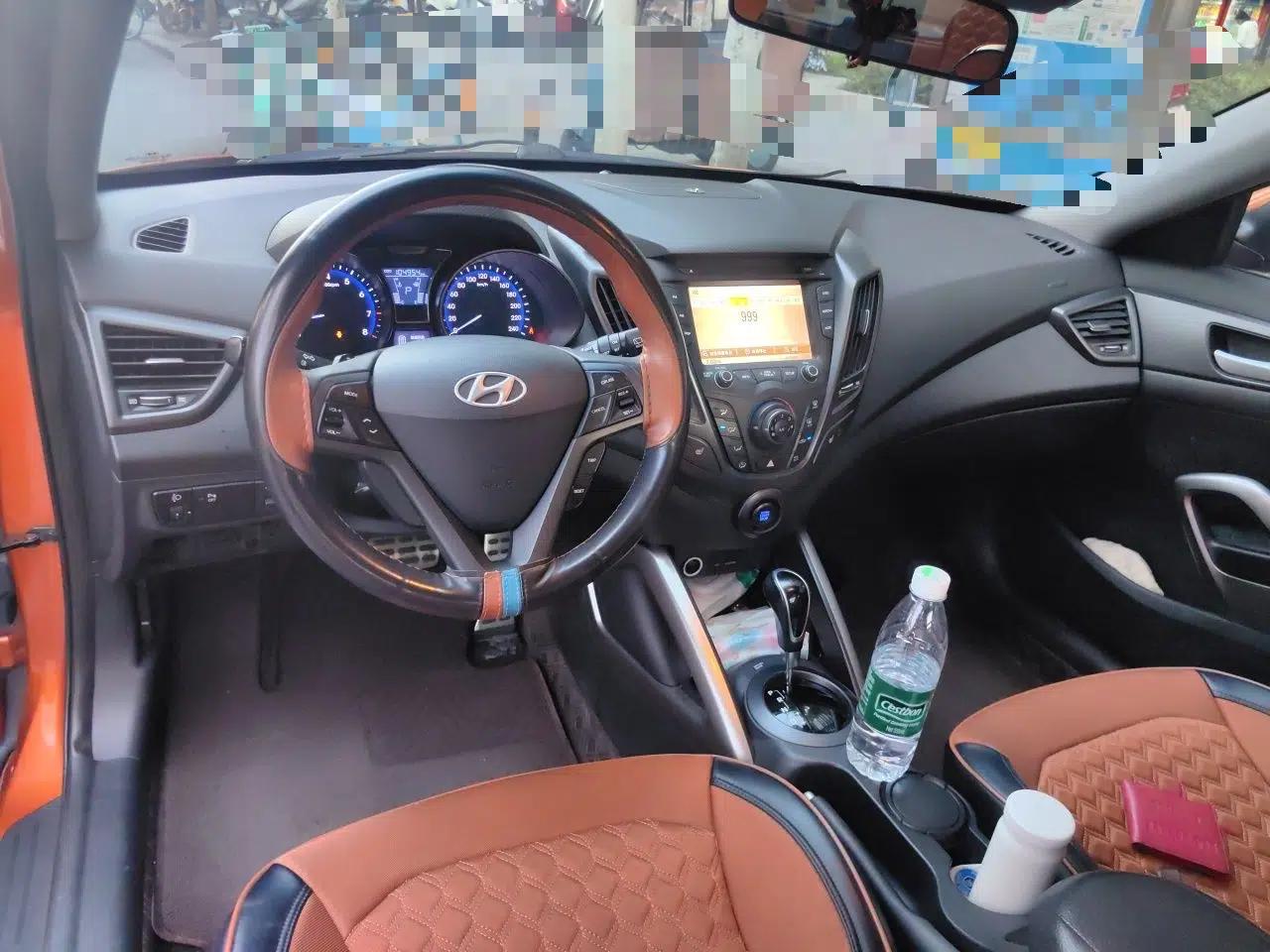 Hyundai Veloster 2012 1.6T Automatic Luxury Edition — миниатюра 10