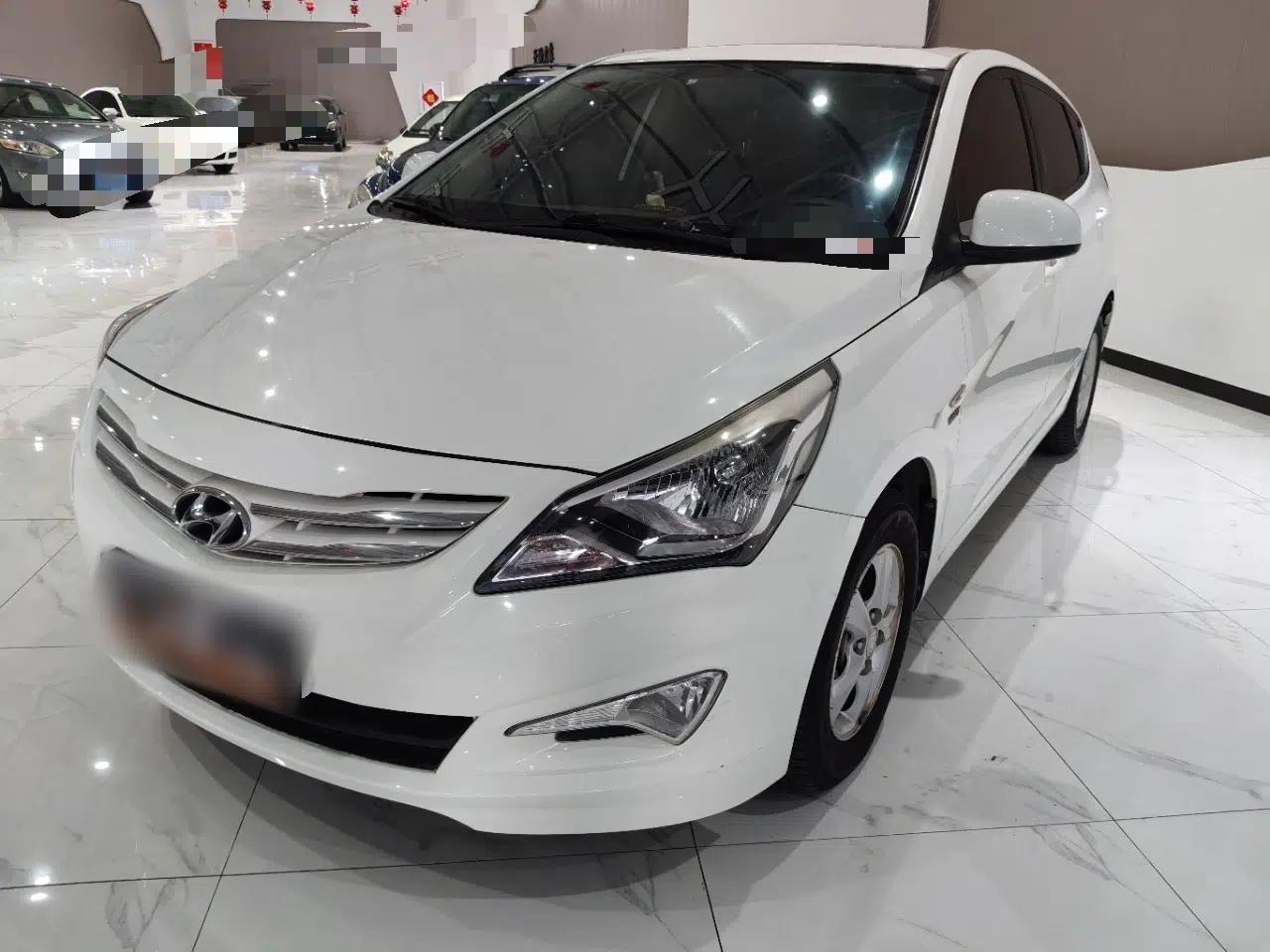 Hyundai Verna Ray 2014 1.4L Automatic GLX — миниатюра 1