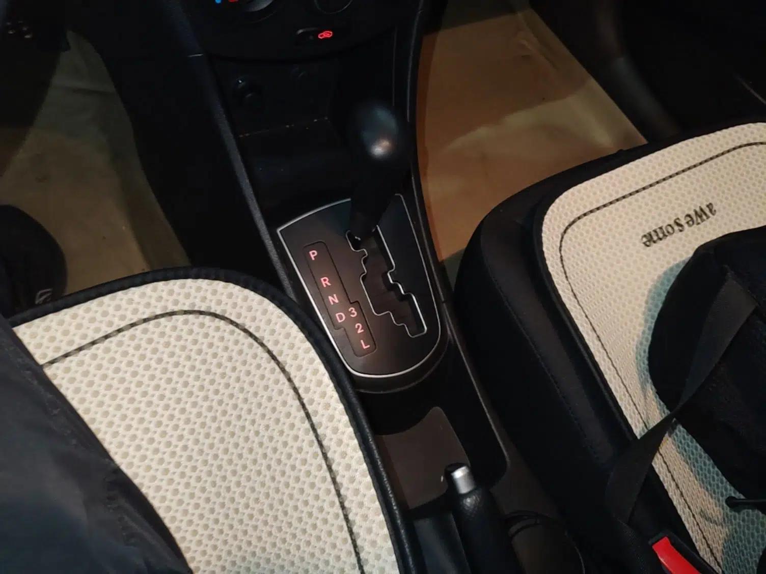 Hyundai Verna Ray 2014 1.4L Automatic GLX — миниатюра 17