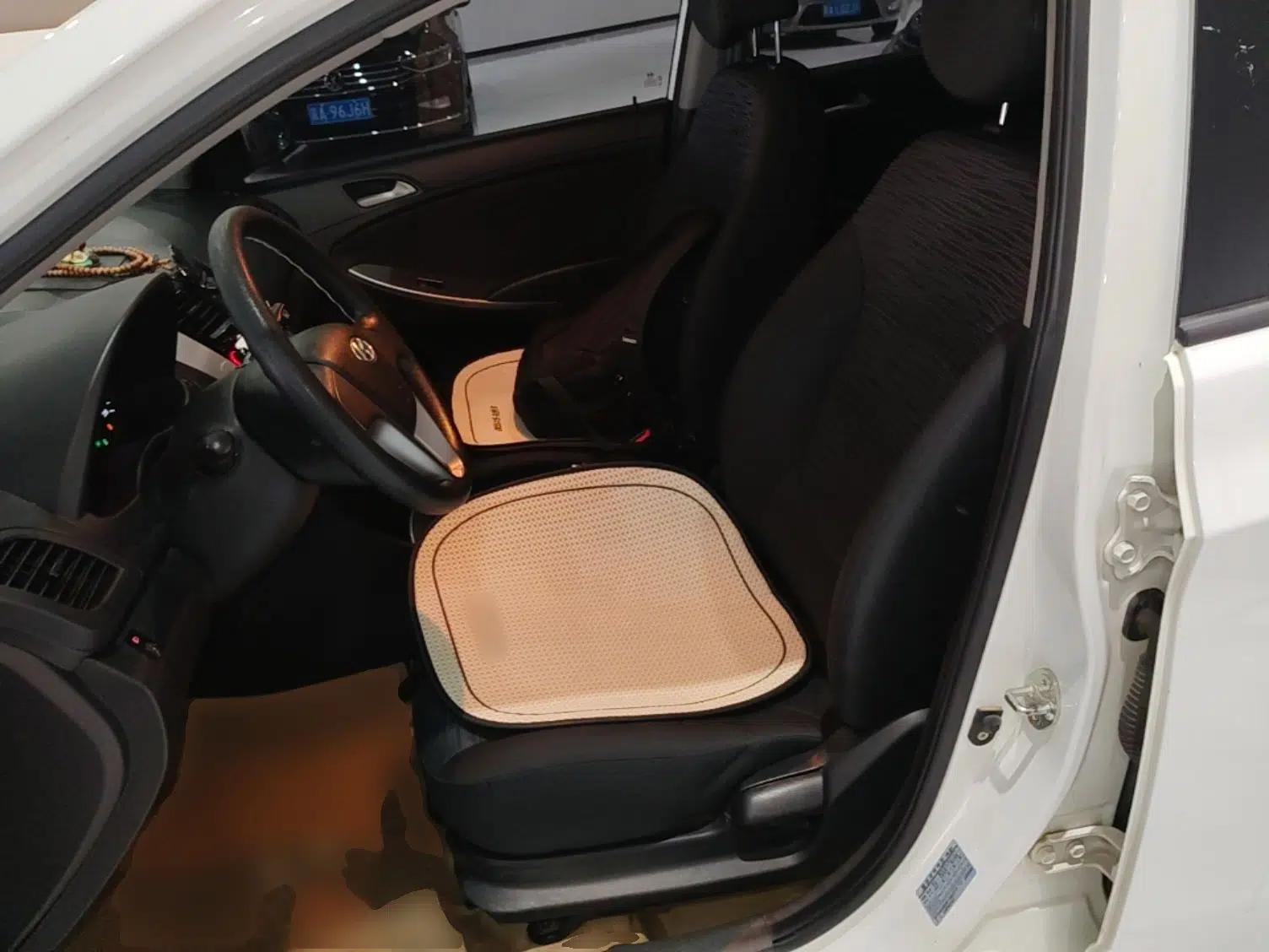 Hyundai Verna Ray 2014 1.4L Automatic GLX — миниатюра 18