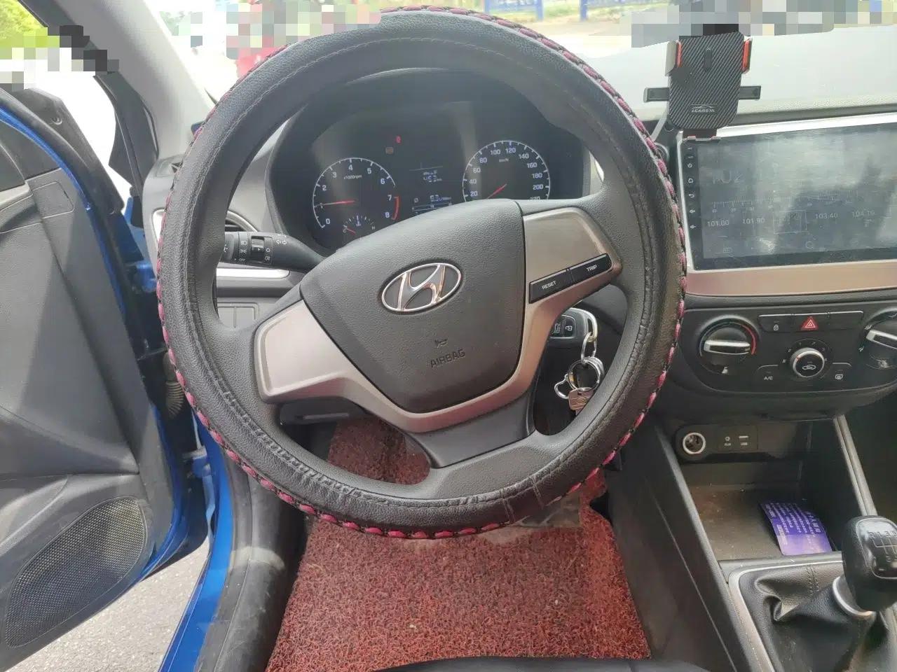 Hyundai Verna RV 2017 1.4L Manual Cool Edition GLS China V Emission Standard — миниатюра 11