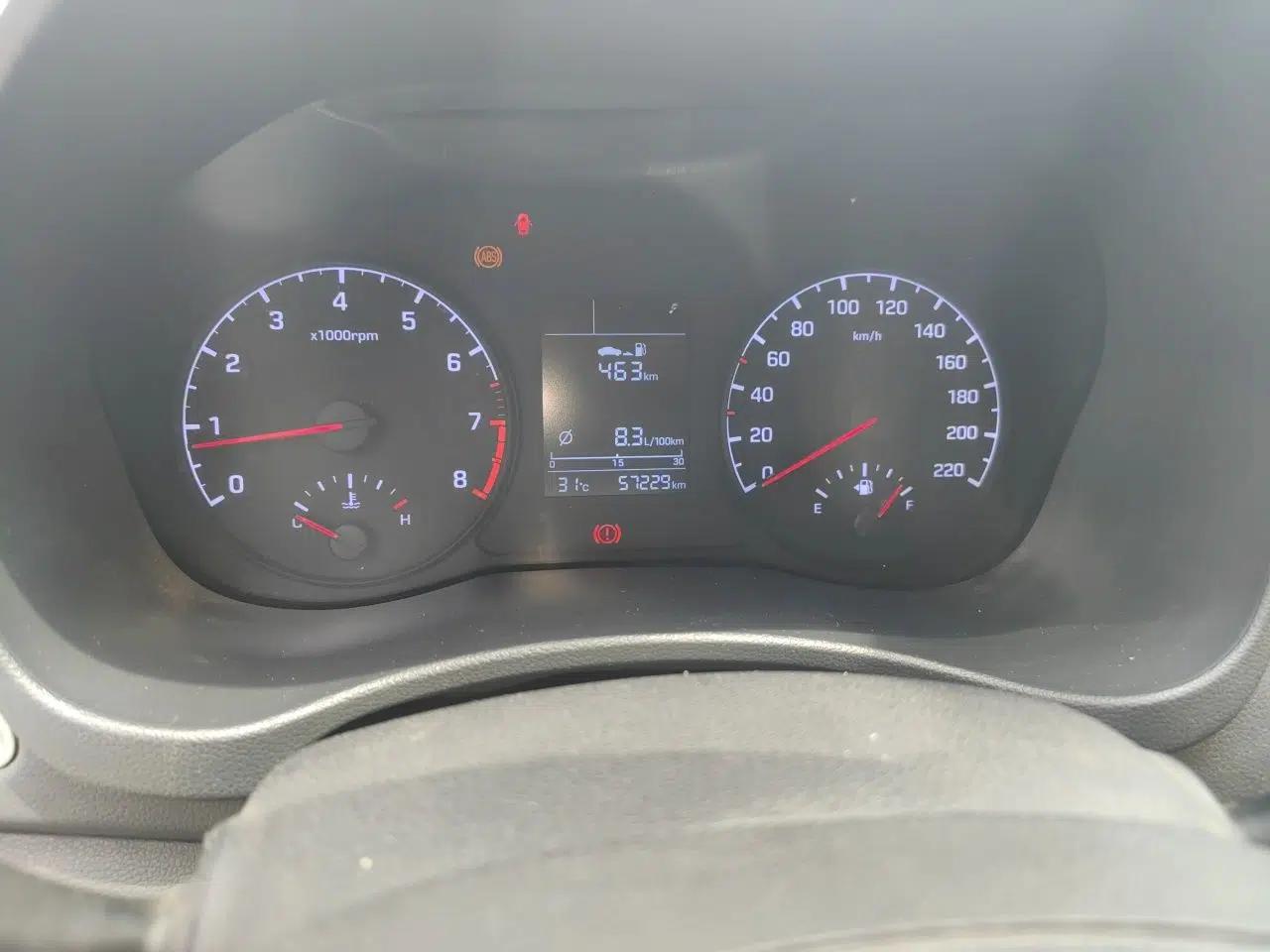Hyundai Verna RV 2017 1.4L Manual Cool Edition GLS China V Emission Standard — миниатюра 12