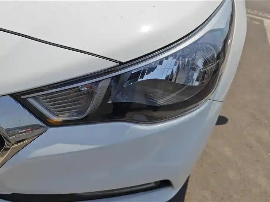 2016 Hyundai Verna 1.4L Automatic GLS (Cool Edition) — миниатюра 5
