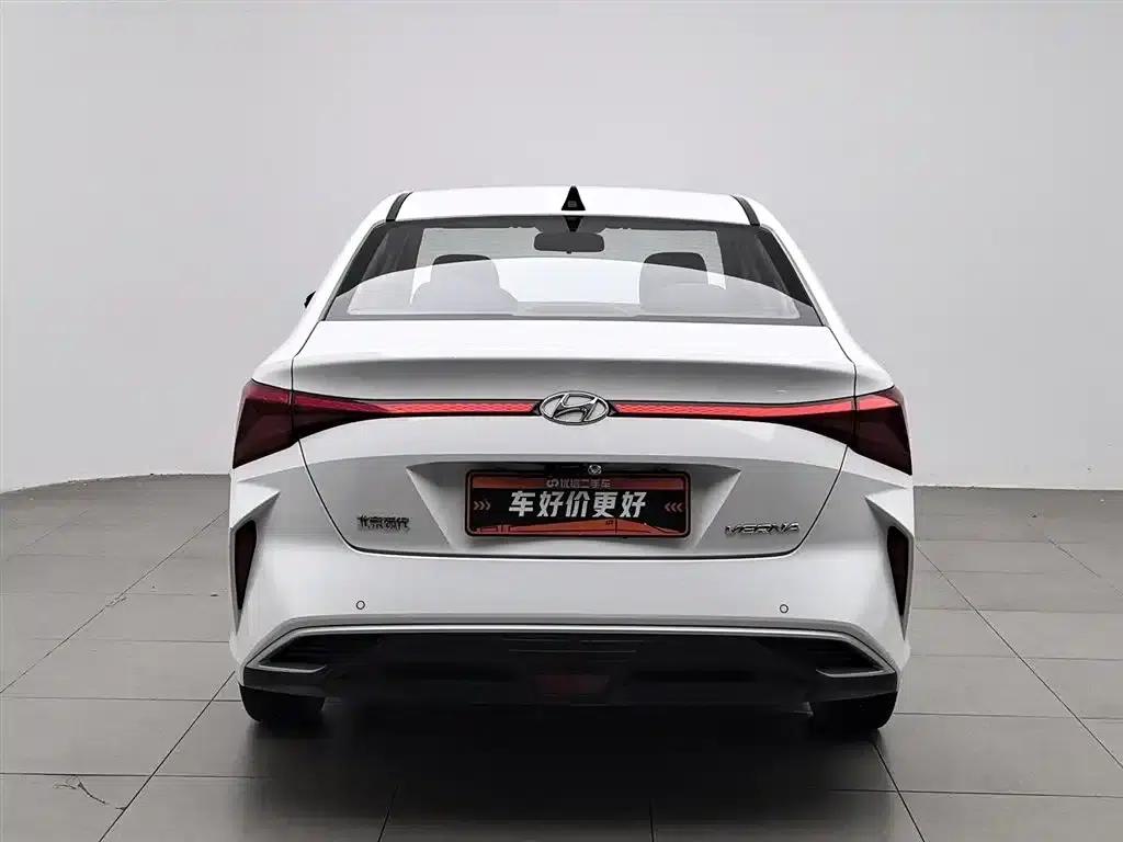 2020 Hyundai Verna 1.4L Manual GLS Cool Edition — миниатюра 4