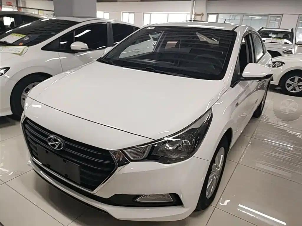 2016 Hyundai Verna 1.4L Automatic GLS (Cool Edition) — миниатюра 2