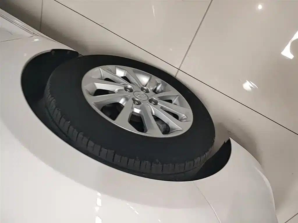 2016 Hyundai Verna 1.4L Automatic GLS (Cool Edition) — миниатюра 23