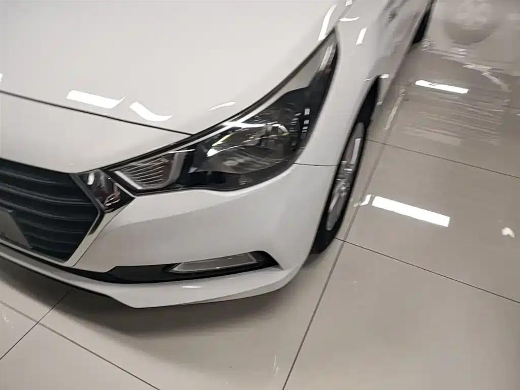 2016 Hyundai Verna 1.4L Automatic GLS (Cool Edition) — миниатюра 24