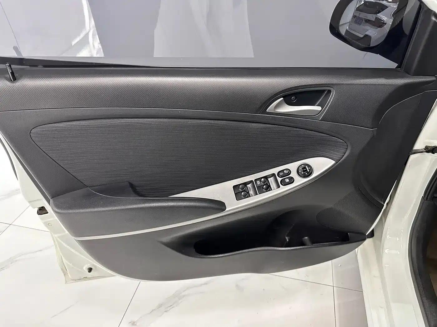 Ruiyi 2014 1.4L Automatic GLX — миниатюра 4