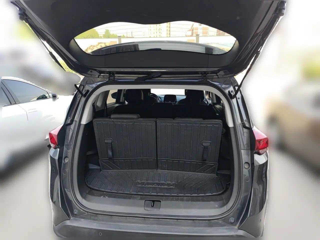 Chevrolet Orlando 2019 Redline 530T Automatic Enjoyment Version (5+2 Seating) China VI — миниатюра 20