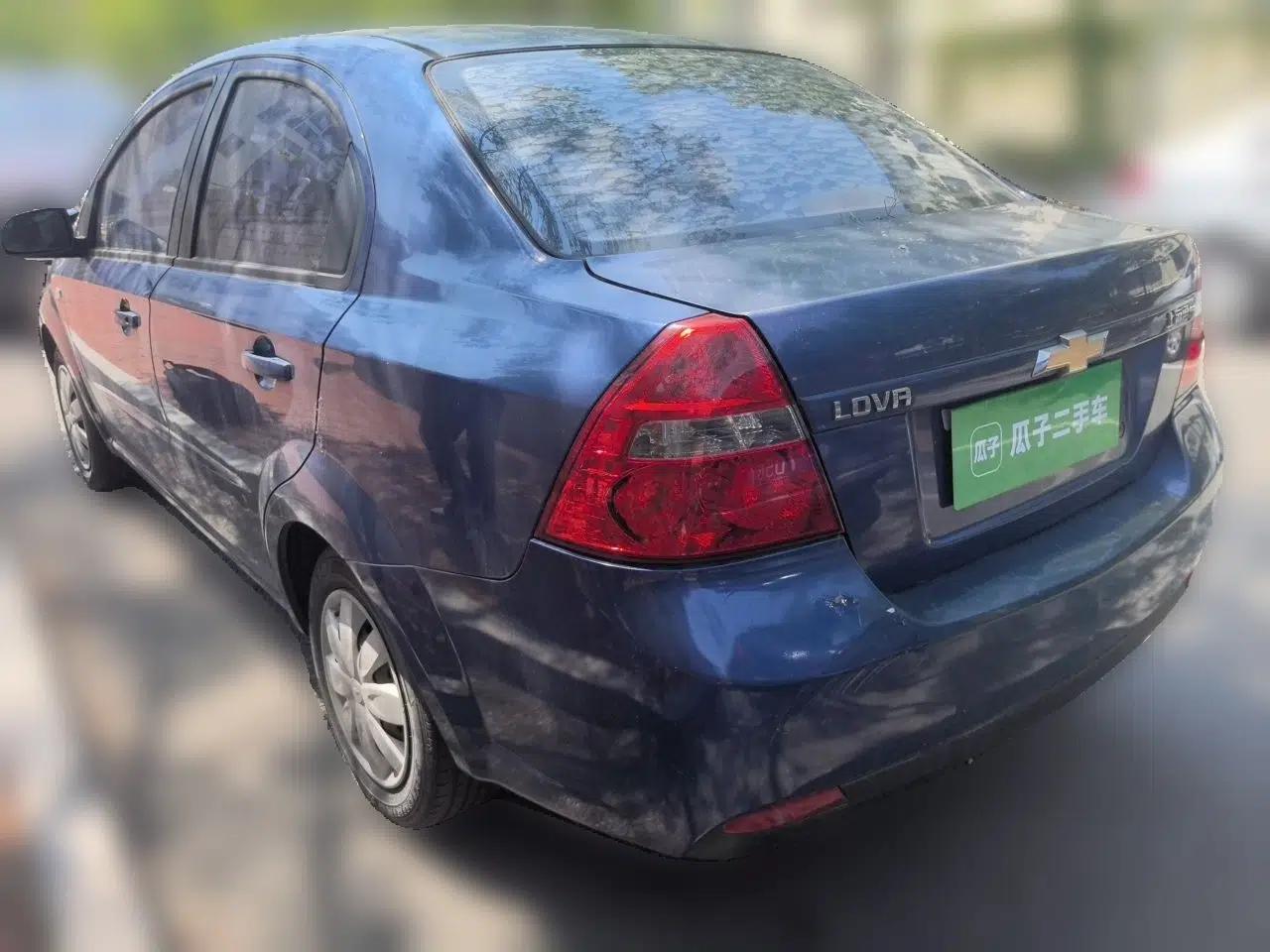 Chevrolet Lova 2010 1.4 AT Fashion Edition — миниатюра 4
